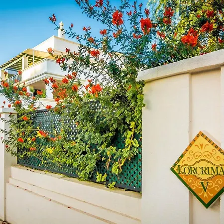 公寓 Sensational And Exotic 3-bedroom Retreat In Nueva Andalucia With A Palm Garden